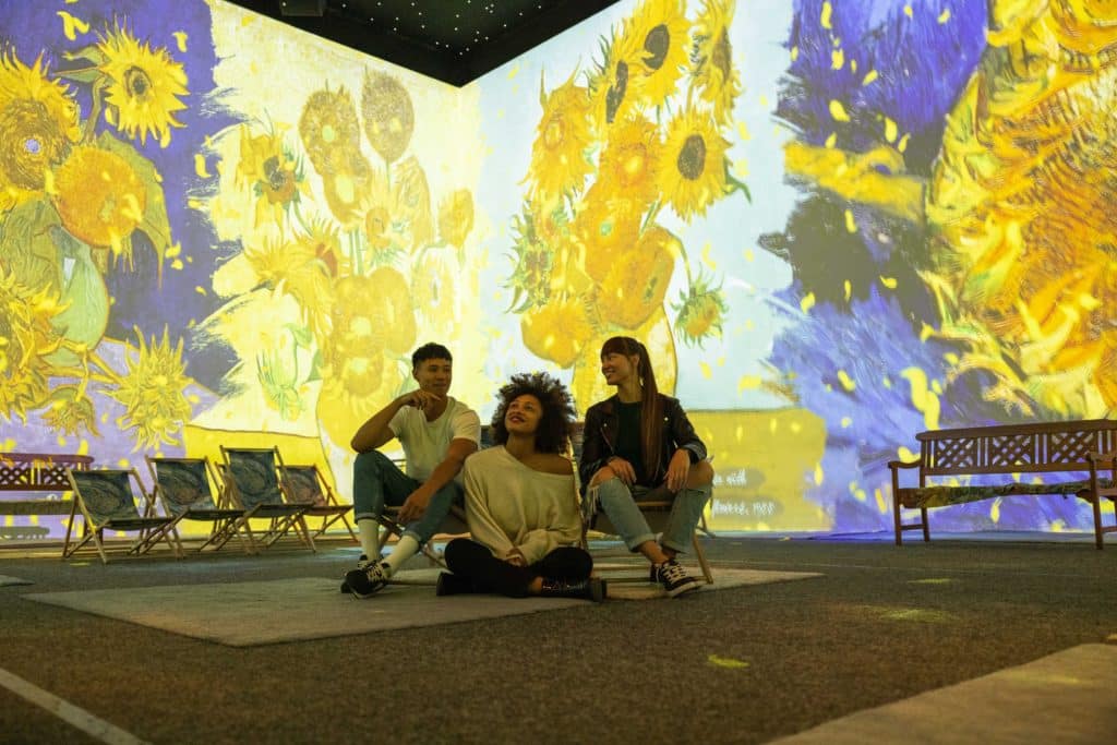 5 Reasons Not To Miss This Extraordinary Multisensory Van Gogh Exhibition In Miami