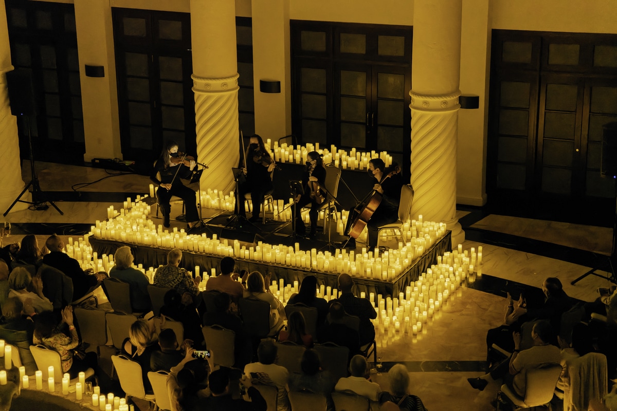 Candlelight at Hotel Colonnade