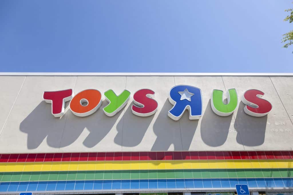 Toys R Us Sign