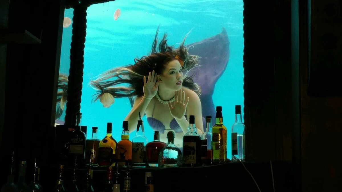 Mermaid at The Wreck Bar