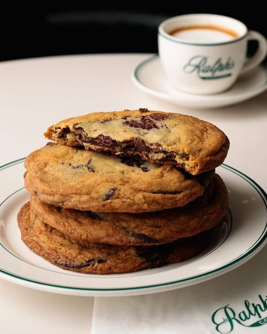 Cookies on a plate at Ralph's Coffee