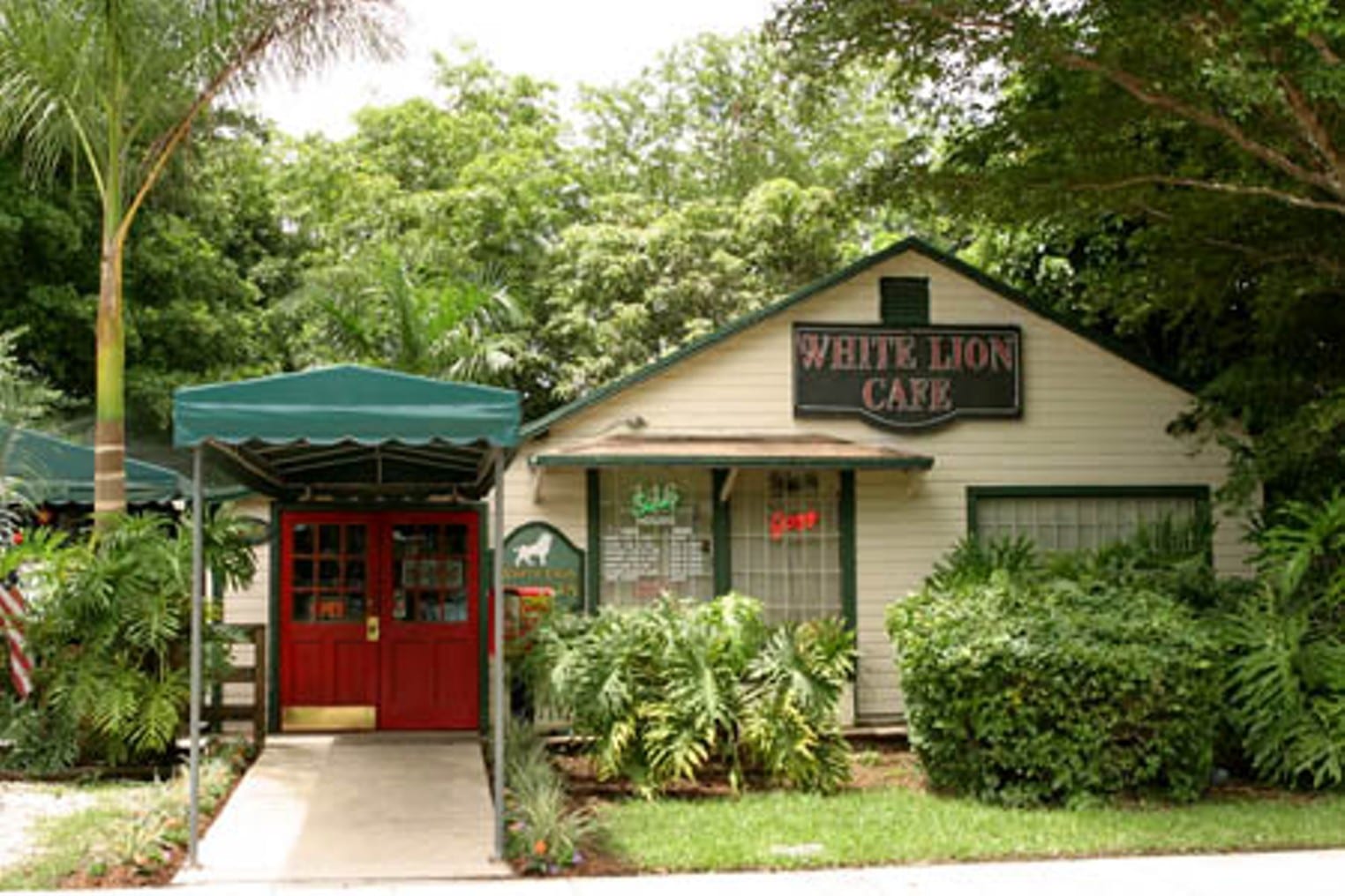White Lion Cafe exterior