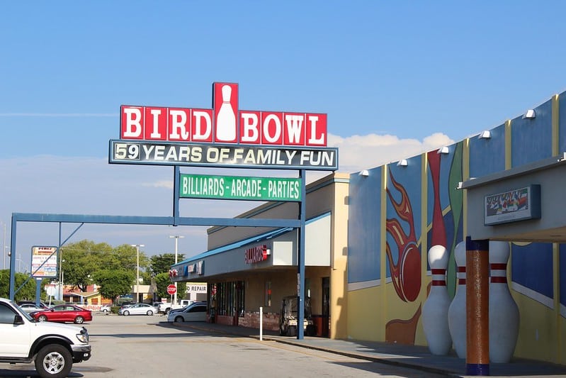 Bird Bowl sign