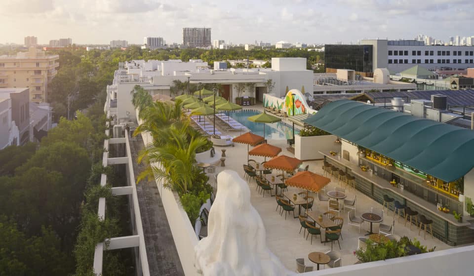 8 Elevated Rooftop Bars In Miami To Enjoy A Few Drinks